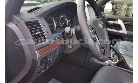 Buy Import Toyota Land Cruiser Black Car in Import - Dubai in Anse-la-Raye Buy Import Toyota Land Cruiser Black Car in Import - Dubai in Anse-la-Raye