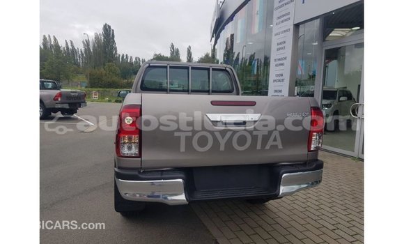 Buy Import Toyota Hilux Other Car in Import - Dubai in Anse-la-Raye Buy Import Toyota Hilux Other Car in Import - Dubai in Anse-la-Raye
