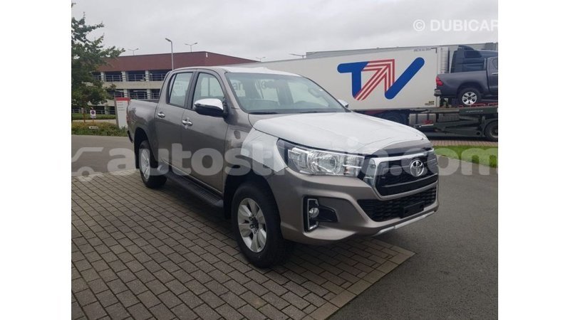 Big with watermark toyota hilux anse la raye import dubai 2792