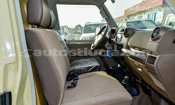 Buy Import Toyota Land Cruiser Beige Car in Import - Dubai in Anse-la-Raye Buy Import Toyota Land Cruiser Beige Car in Import - Dubai in Anse-la-Raye