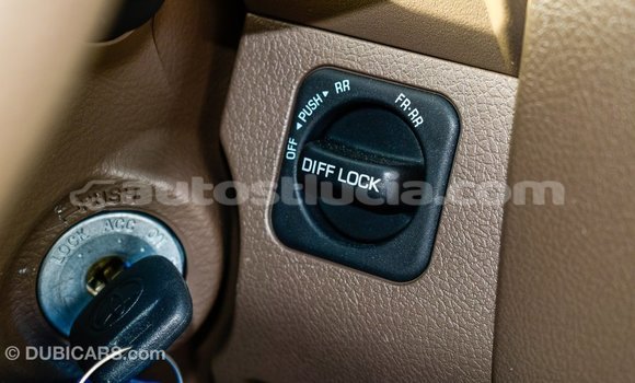 Buy Import Toyota Land Cruiser Beige Car in Import - Dubai in Anse-la-Raye Buy Import Toyota Land Cruiser Beige Car in Import - Dubai in Anse-la-Raye