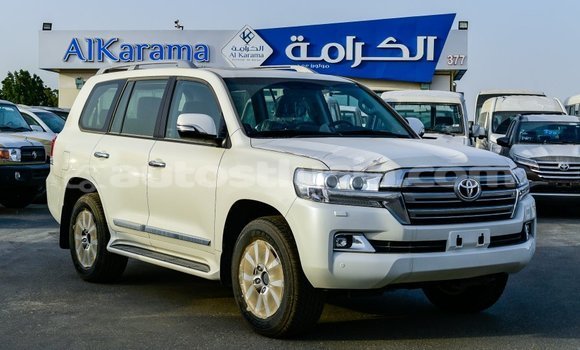 Buy Import Toyota Land Cruiser White Car in Import - Dubai in Anse-la-Raye Buy Import Toyota Land Cruiser White Car in Import - Dubai in Anse-la-Raye