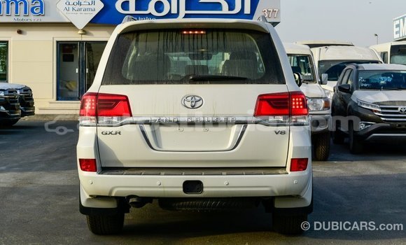 Buy Import Toyota Land Cruiser White Car in Import - Dubai in Anse-la-Raye Buy Import Toyota Land Cruiser White Car in Import - Dubai in Anse-la-Raye