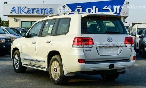 Buy Import Toyota Land Cruiser White Car in Import - Dubai in Anse-la-Raye Buy Import Toyota Land Cruiser White Car in Import - Dubai in Anse-la-Raye