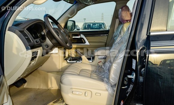 Buy Import Toyota Land Cruiser Black Car in Import - Dubai in Anse-la-Raye Buy Import Toyota Land Cruiser Black Car in Import - Dubai in Anse-la-Raye
