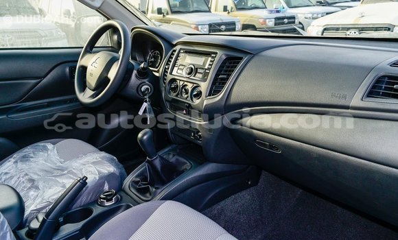 Buy Import Mitsubishi L200 White Car in Import - Dubai in Anse-la-Raye Buy Import Mitsubishi L200 White Car in Import - Dubai in Anse-la-Raye