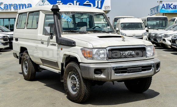 Buy Import Toyota Land Cruiser White Car in Import - Dubai in Anse-la-Raye Buy Import Toyota Land Cruiser White Car in Import - Dubai in Anse-la-Raye