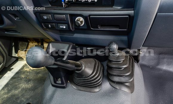 Buy Import Toyota Land Cruiser White Car in Import - Dubai in Anse-la-Raye Buy Import Toyota Land Cruiser White Car in Import - Dubai in Anse-la-Raye
