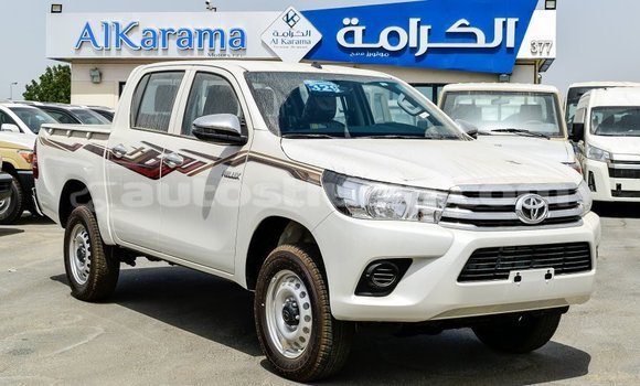 Buy Import Toyota Hilux White Car in Import - Dubai in Anse-la-Raye Buy Import Toyota Hilux White Car in Import - Dubai in Anse-la-Raye