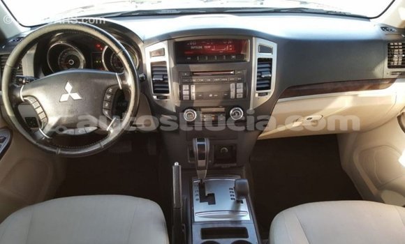 Buy Import Mitsubishi Pajero Black Car in Import - Dubai in Anse-la-Raye Buy Import Mitsubishi Pajero Black Car in Import - Dubai in Anse-la-Raye
