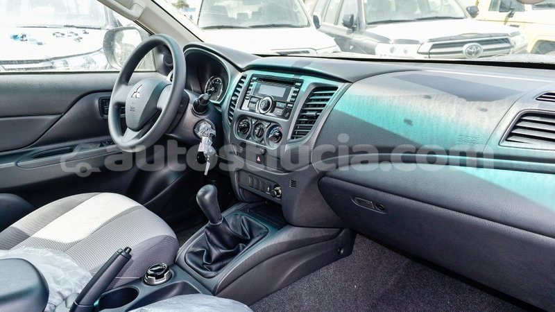 Big with watermark mitsubishi l200 anse la raye import dubai 2835