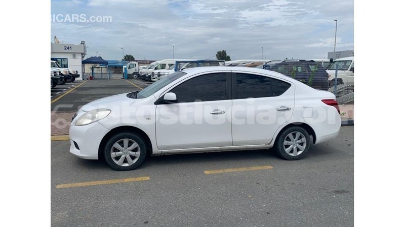 Big with watermark nissan sunny anse la raye import dubai 2837