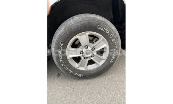 Buy Import Toyota Sequoia White Car in Import - Dubai in Anse-la-Raye Buy Import Toyota Sequoia White Car in Import - Dubai in Anse-la-Raye