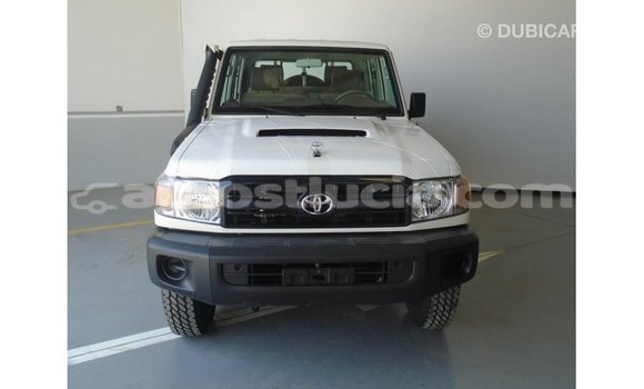Buy Import Toyota Land Cruiser White Car in Import - Dubai in Anse-la-Raye Buy Import Toyota Land Cruiser White Car in Import - Dubai in Anse-la-Raye