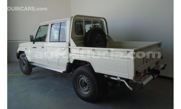 Buy Import Toyota Land Cruiser White Car in Import - Dubai in Anse-la-Raye Buy Import Toyota Land Cruiser White Car in Import - Dubai in Anse-la-Raye