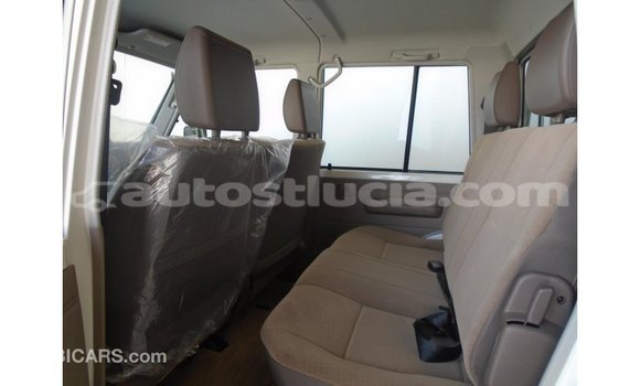 Buy Import Toyota Land Cruiser White Car in Import - Dubai in Anse-la-Raye Buy Import Toyota Land Cruiser White Car in Import - Dubai in Anse-la-Raye