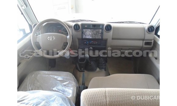 Buy Import Toyota Land Cruiser White Car in Import - Dubai in Anse-la-Raye Buy Import Toyota Land Cruiser White Car in Import - Dubai in Anse-la-Raye