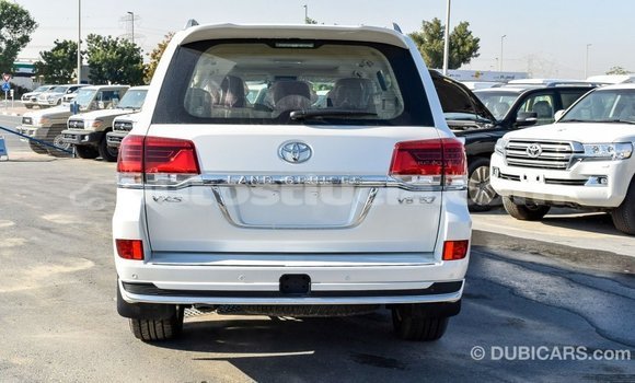 Buy Import Toyota Land Cruiser White Car in Import - Dubai in Anse-la-Raye Buy Import Toyota Land Cruiser White Car in Import - Dubai in Anse-la-Raye
