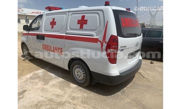 Buy Import Hyundai Accent White Car in Import - Dubai in Anse-la-Raye Buy Import Hyundai Accent White Car in Import - Dubai in Anse-la-Raye