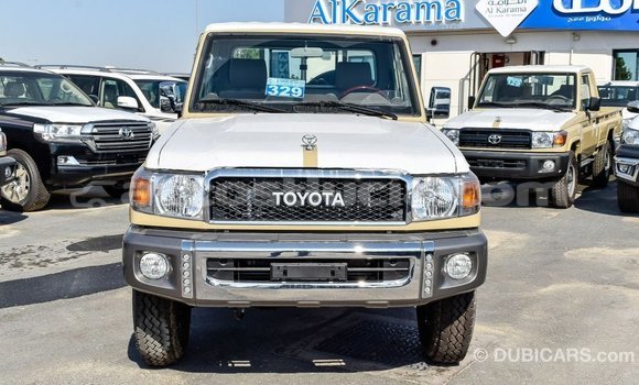 Buy Import Toyota Land Cruiser Beige Car in Import - Dubai in Anse-la-Raye Buy Import Toyota Land Cruiser Beige Car in Import - Dubai in Anse-la-Raye