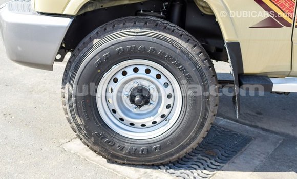 Buy Import Toyota Land Cruiser Beige Car in Import - Dubai in Anse-la-Raye Buy Import Toyota Land Cruiser Beige Car in Import - Dubai in Anse-la-Raye