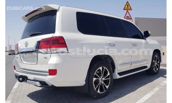 Buy Import Toyota Land Cruiser White Car in Import - Dubai in Anse-la-Raye Buy Import Toyota Land Cruiser White Car in Import - Dubai in Anse-la-Raye