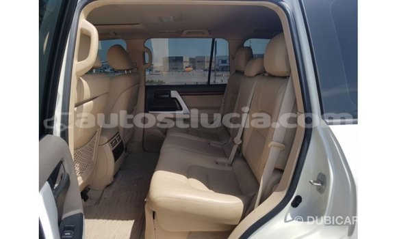 Buy Import Toyota Land Cruiser White Car in Import - Dubai in Anse-la-Raye Buy Import Toyota Land Cruiser White Car in Import - Dubai in Anse-la-Raye