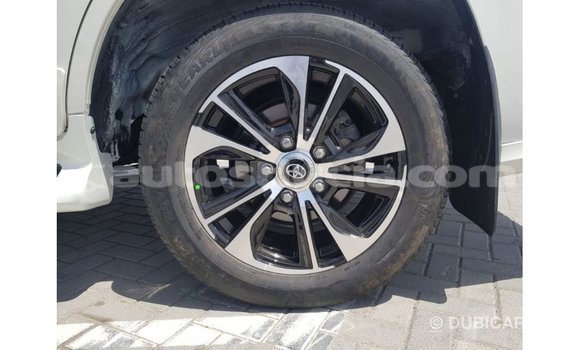Buy Import Toyota Land Cruiser White Car in Import - Dubai in Anse-la-Raye Buy Import Toyota Land Cruiser White Car in Import - Dubai in Anse-la-Raye