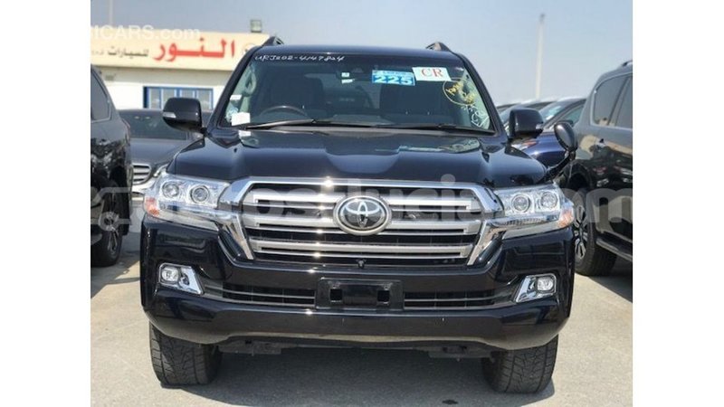 Big with watermark toyota land cruiser anse la raye import dubai 2866