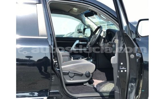 Buy Import Toyota Land Cruiser Black Car in Import - Dubai in Anse-la-Raye Buy Import Toyota Land Cruiser Black Car in Import - Dubai in Anse-la-Raye