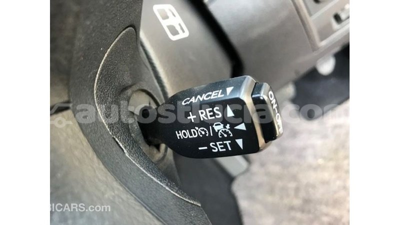 Big with watermark toyota land cruiser anse la raye import dubai 2866