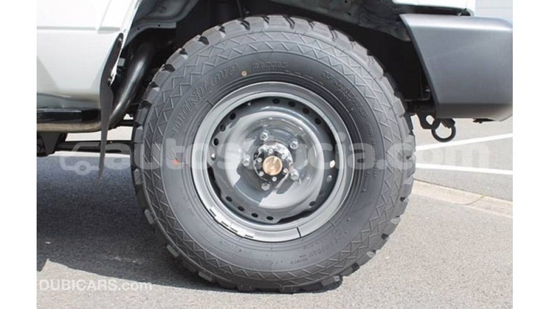 Big with watermark toyota land cruiser anse la raye import dubai 2878