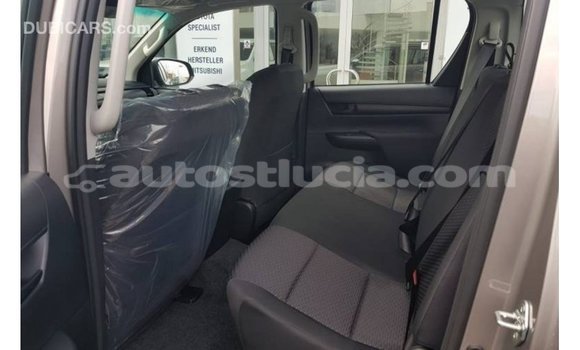 Buy Import Toyota Hilux Other Car in Import - Dubai in Anse-la-Raye Buy Import Toyota Hilux Other Car in Import - Dubai in Anse-la-Raye