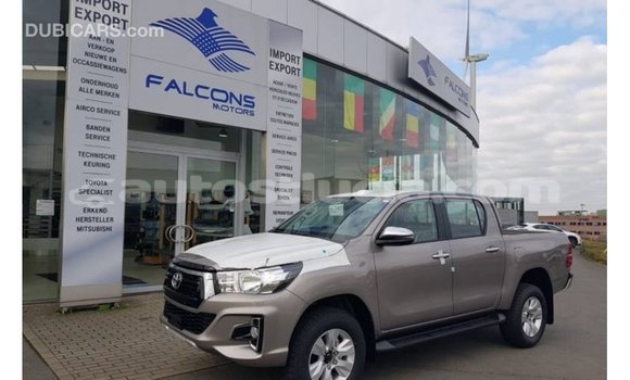 Buy Import Toyota Hilux Other Car in Import - Dubai in Anse-la-Raye Buy Import Toyota Hilux Other Car in Import - Dubai in Anse-la-Raye
