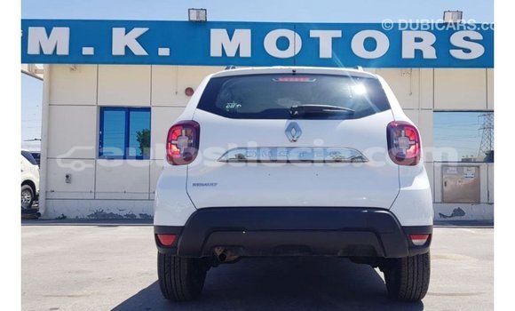 Acheter Import Voiture Renault Duster Blanc à Import - Dubai, Anse-la-Raye Acheter Import Voiture Renault Duster Blanc à Import - Dubai, Anse-la-Raye