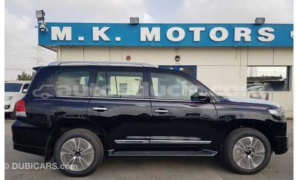 Buy Import Toyota Land Cruiser Black Car in Import - Dubai in Anse-la-Raye Buy Import Toyota Land Cruiser Black Car in Import - Dubai in Anse-la-Raye