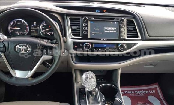 Buy Import Toyota Highlander Black Car in Import - Dubai in Anse-la-Raye Buy Import Toyota Highlander Black Car in Import - Dubai in Anse-la-Raye