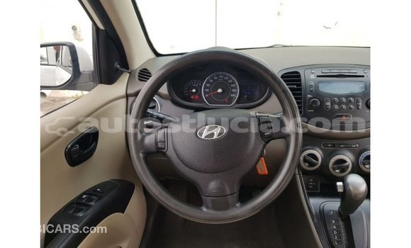Buy Import Hyundai i10 White Car in Import - Dubai in Anse-la-Raye Buy Import Hyundai i10 White Car in Import - Dubai in Anse-la-Raye
