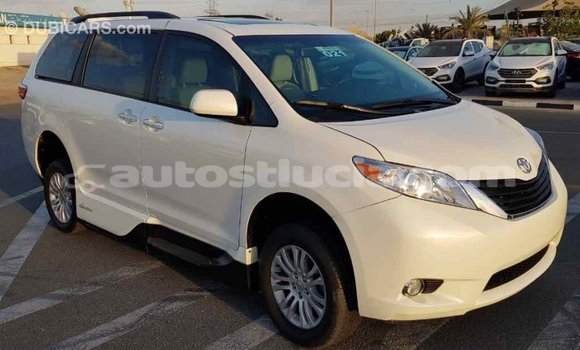 Buy Import Toyota Sienna White Car in Import - Dubai in Anse-la-Raye Buy Import Toyota Sienna White Car in Import - Dubai in Anse-la-Raye