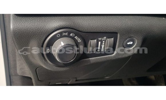 Buy Import Chrysler 200 White Car in Import - Dubai in Anse-la-Raye Buy Import Chrysler 200 White Car in Import - Dubai in Anse-la-Raye