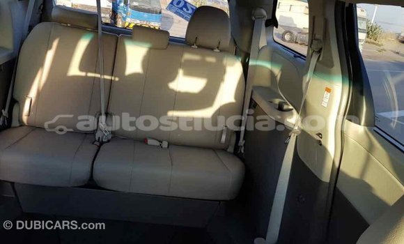 Buy Import Toyota Sienna White Car in Import - Dubai in Anse-la-Raye Buy Import Toyota Sienna White Car in Import - Dubai in Anse-la-Raye
