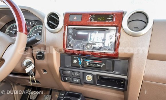Buy Import Toyota Land Cruiser Beige Car in Import - Dubai in Anse-la-Raye Buy Import Toyota Land Cruiser Beige Car in Import - Dubai in Anse-la-Raye