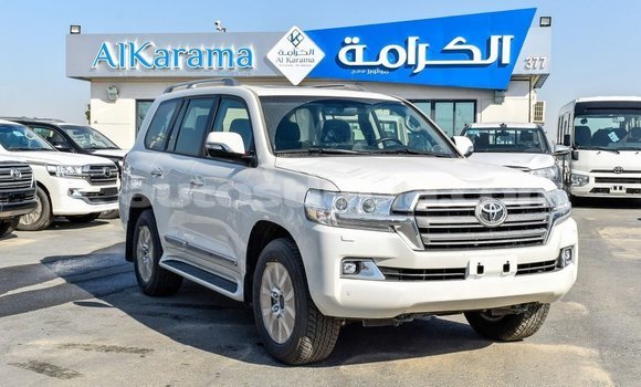 Buy Import Toyota Land Cruiser White Car in Import - Dubai in Anse-la-Raye Buy Import Toyota Land Cruiser White Car in Import - Dubai in Anse-la-Raye