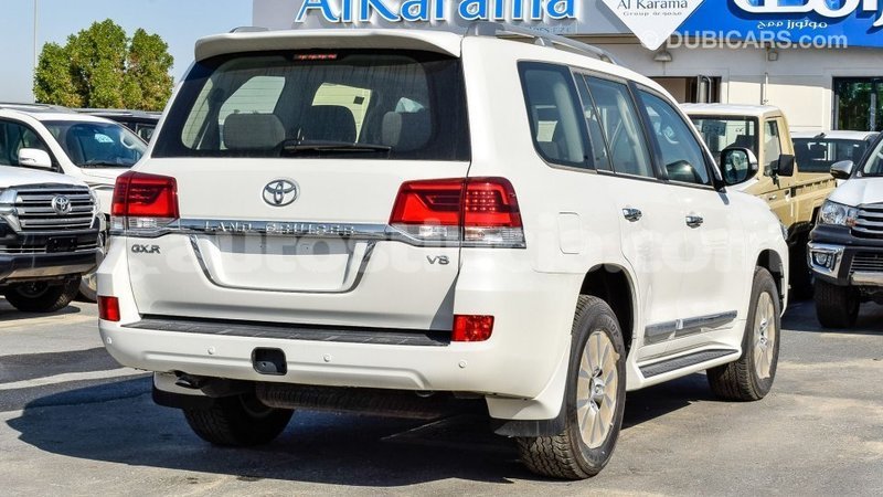 Big with watermark toyota land cruiser anse la raye import dubai 2927