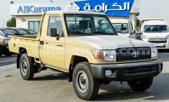 Buy Import Toyota Land Cruiser Beige Car in Import - Dubai in Anse-la-Raye Buy Import Toyota Land Cruiser Beige Car in Import - Dubai in Anse-la-Raye