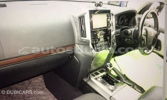Acheter Import Voiture Toyota Land Cruiser Autre à Import - Dubai, Anse-la-Raye Acheter Import Voiture Toyota Land Cruiser Autre à Import - Dubai, Anse-la-Raye