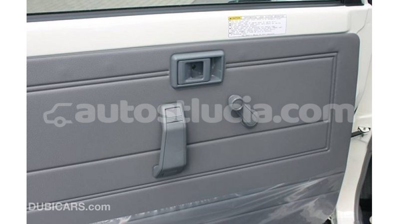Big with watermark toyota land cruiser anse la raye import dubai 2944
