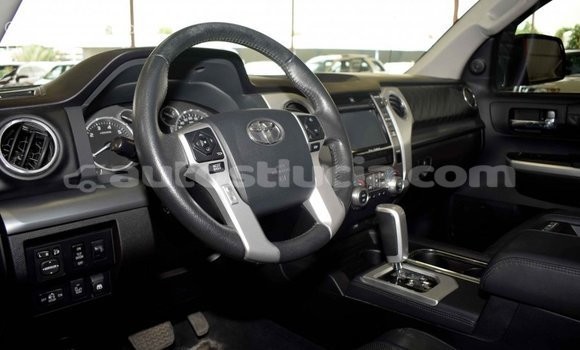 Acheter Import Voiture Toyota Tundra Noir à Import - Dubai, Anse-la-Raye Acheter Import Voiture Toyota Tundra Noir à Import - Dubai, Anse-la-Raye