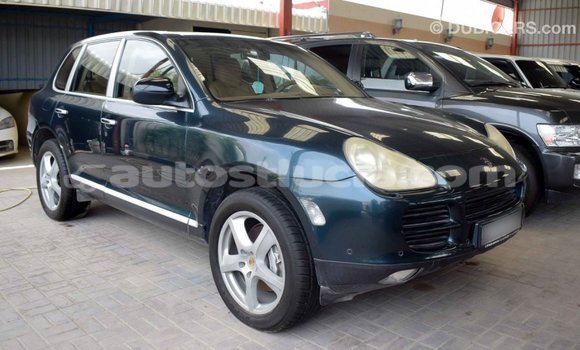 Acheter Import Voiture Porsche Cayenne Vert à Import - Dubai, Anse-la-Raye Acheter Import Voiture Porsche Cayenne Vert à Import - Dubai, Anse-la-Raye