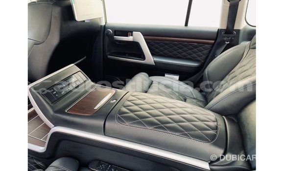 Buy Import Toyota Land Cruiser Black Car in Import - Dubai in Anse-la-Raye Buy Import Toyota Land Cruiser Black Car in Import - Dubai in Anse-la-Raye